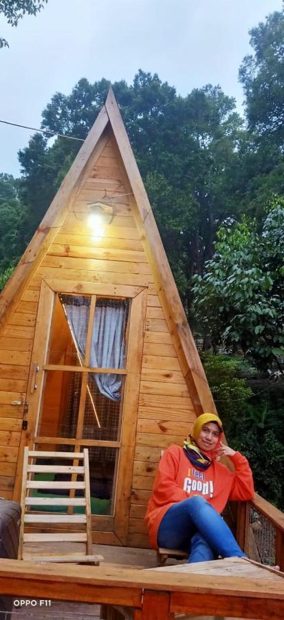 Penginapan Segitiga 2 Bandung Zewnętrze zdjęcie