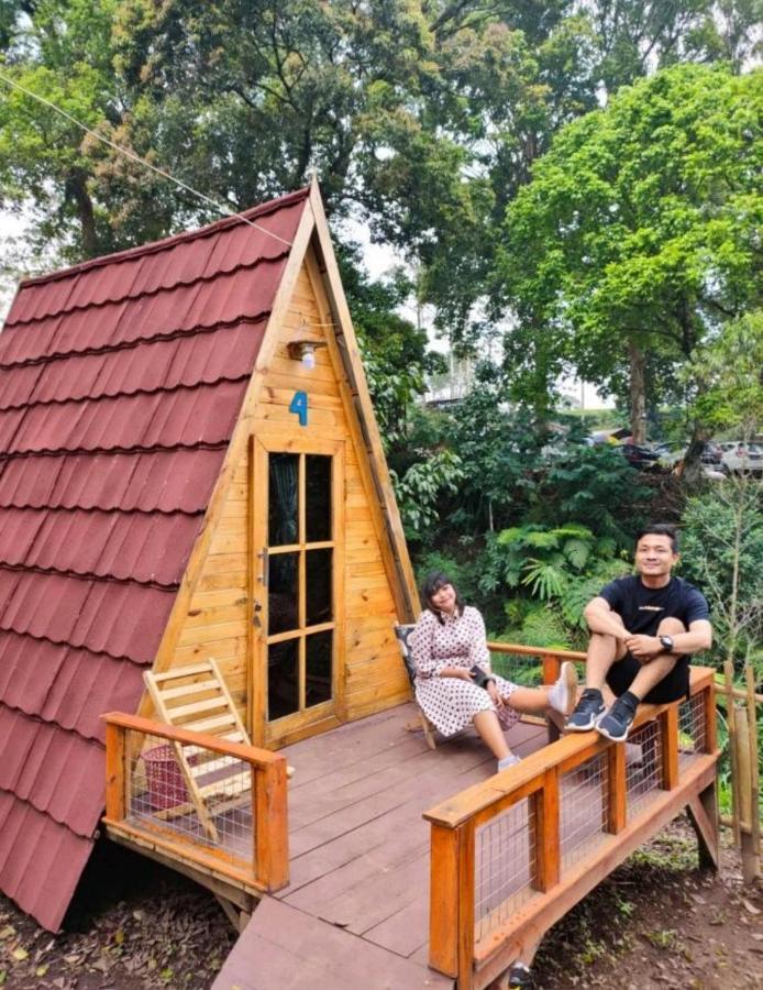 Penginapan Segitiga 2 Bandung Zewnętrze zdjęcie