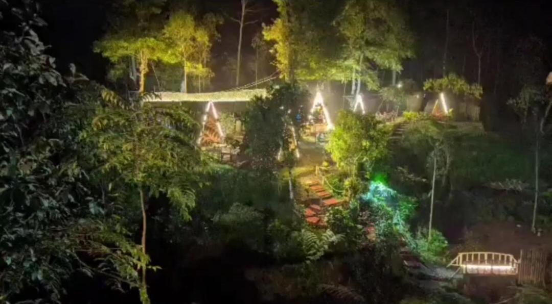 Penginapan Segitiga 2 Bandung Zewnętrze zdjęcie